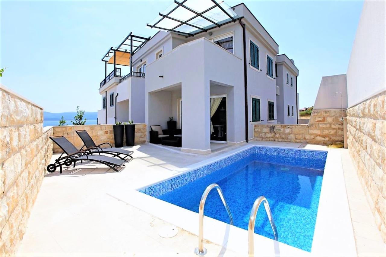 Apartment Bol A6 With Pool From 45 Eur Per Person Bagian luar foto